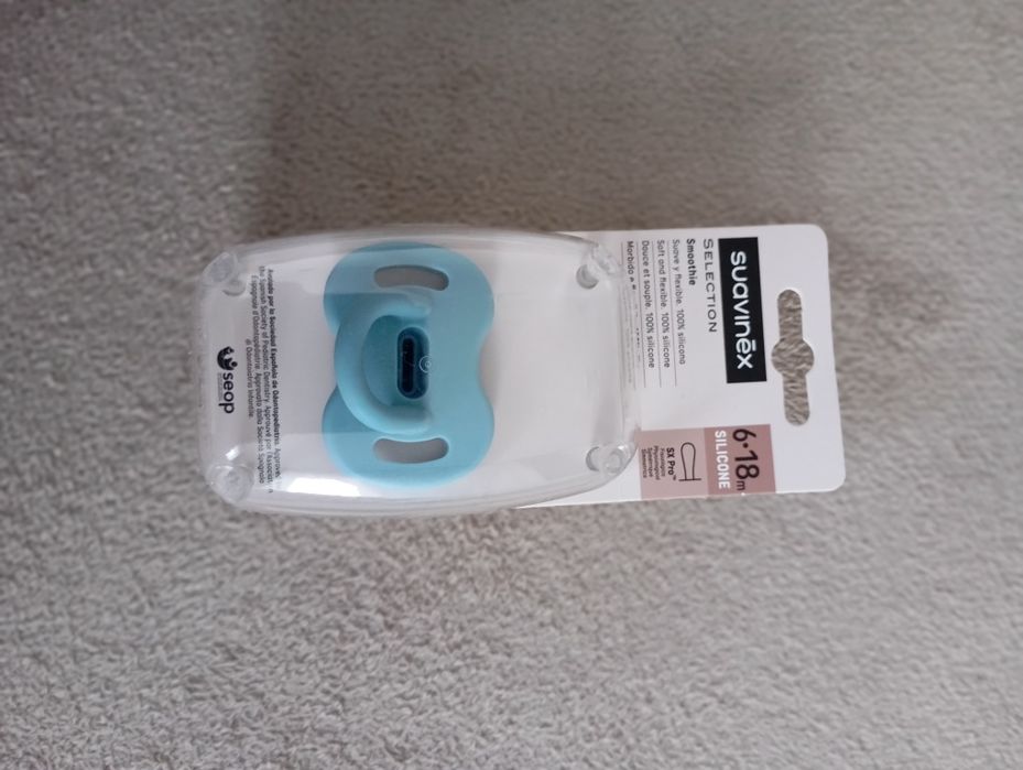 Smoczek suavinex 6-18 m z zawieszką