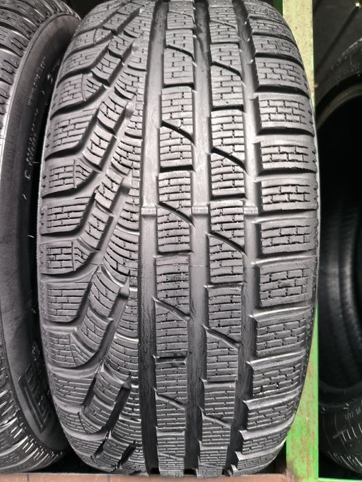 Opony zimowe 18 Pirelli Winter Sottozero 235/45 18