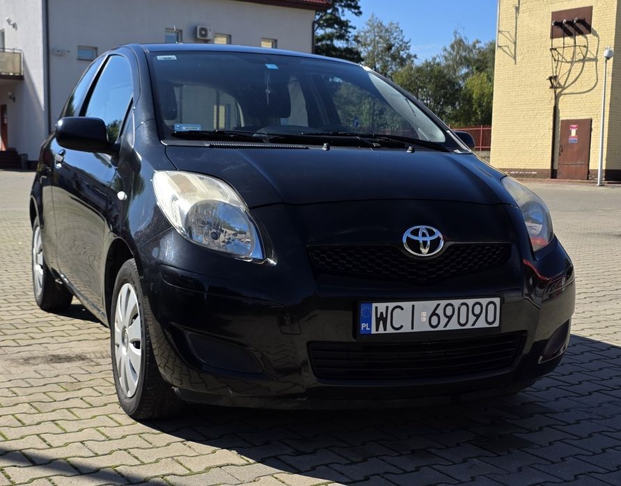 Toyota Yaris 1.0 69KM