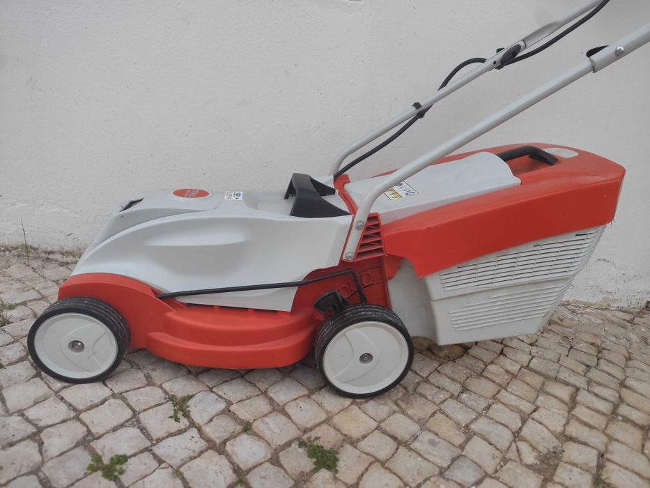 Corta Relva Sthil com Bateria e Carregador