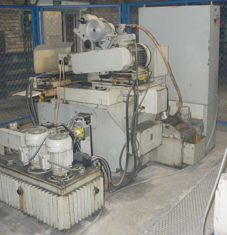 Szlifierka uniwersalna do wałków RUP-28/500