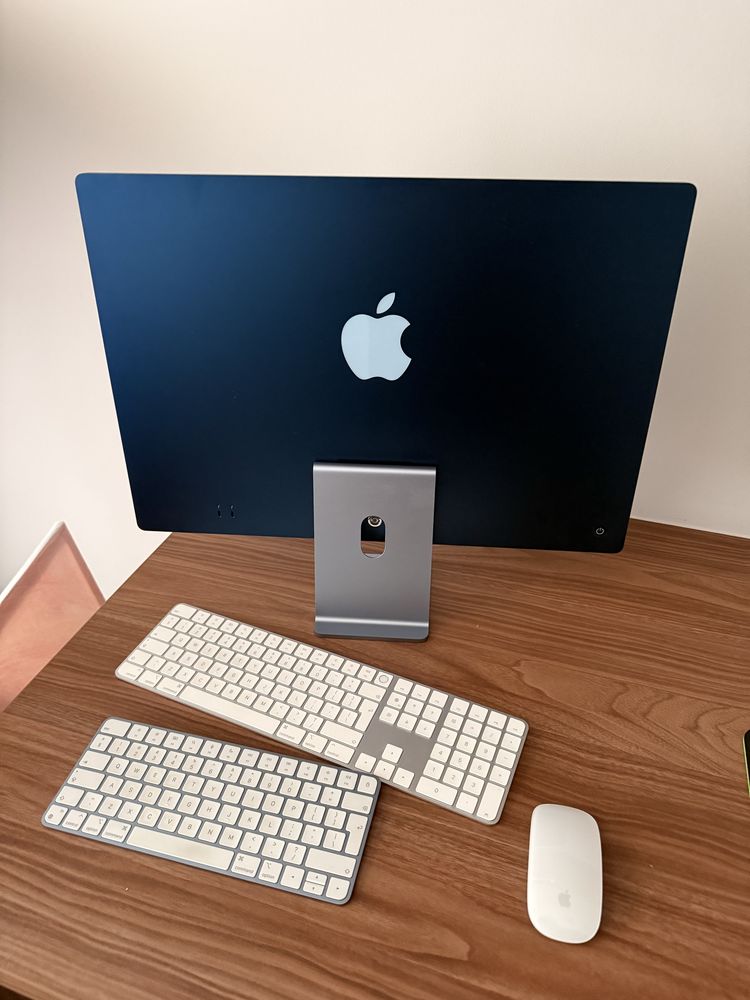 iMac 24" M1 8Gb ram 256gb SSD