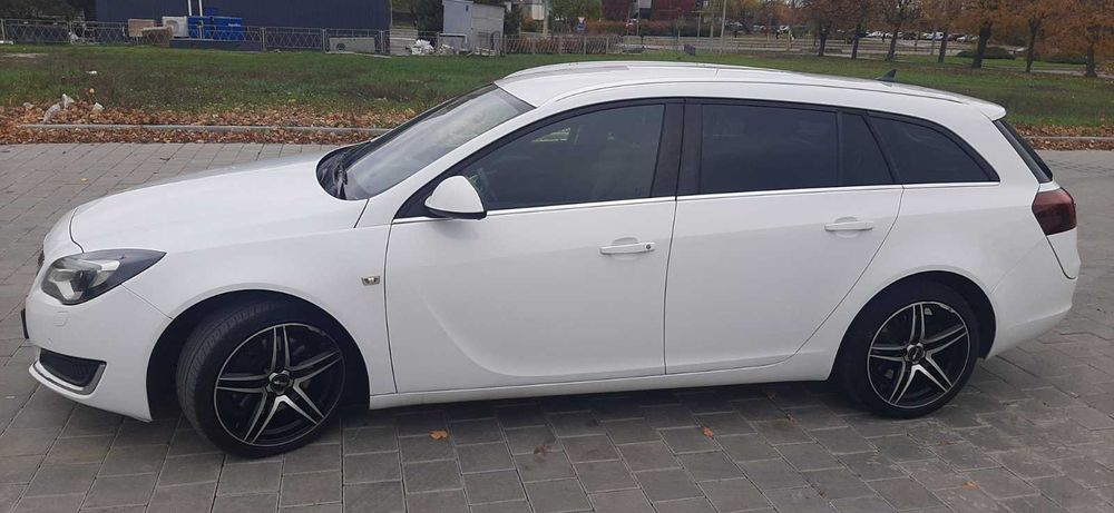 OPEL Insignia Sport 2014