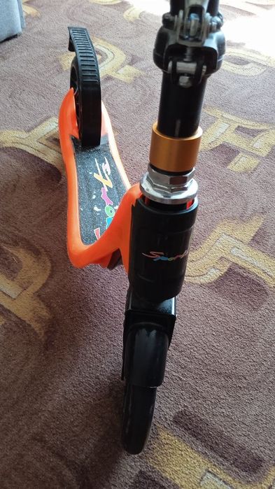 Самокат для дівчинки