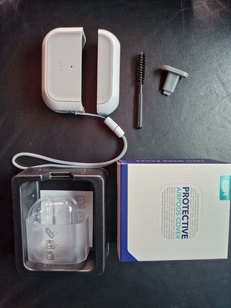 Чохол ESR Orbit Halolock для AirPods Pro 1 | 2 White with MagSafe