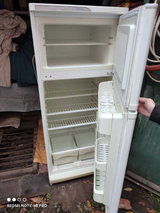 Продам холодильник Stinol