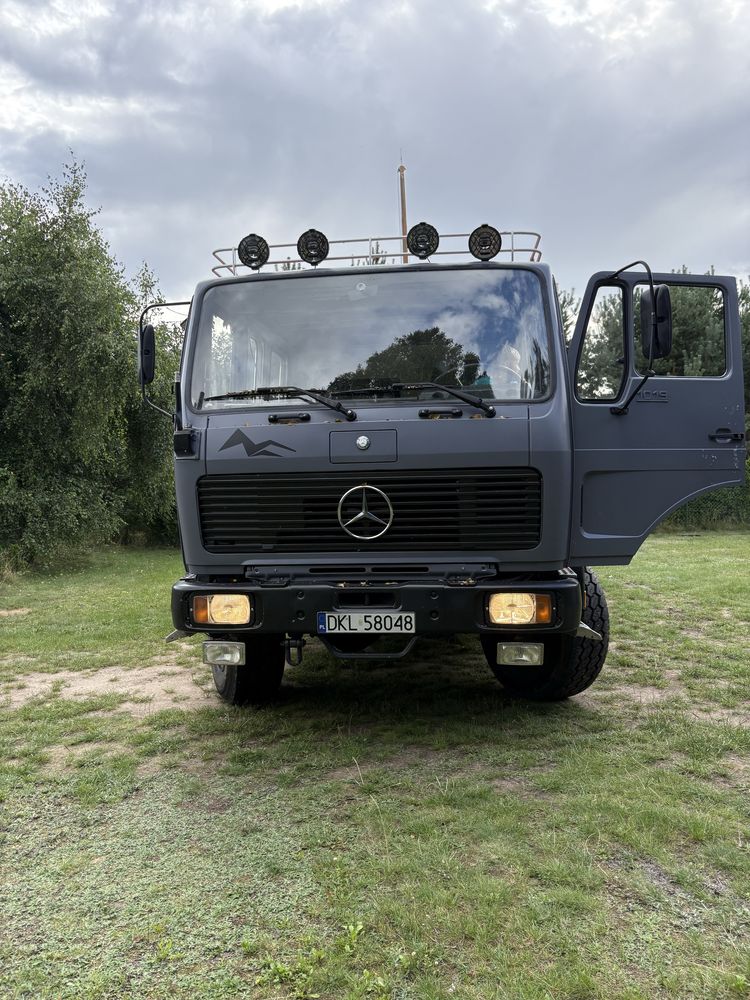 Kamper wyprawowy 4x4 Mercedes 1019 – Victron, solary, off-grid