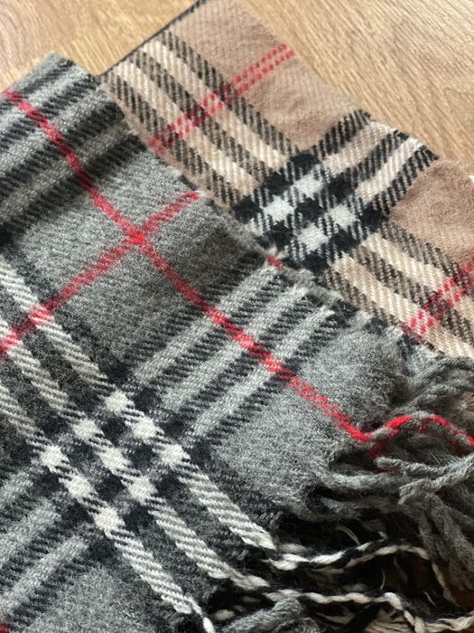 Теплый шарф по типу burberry