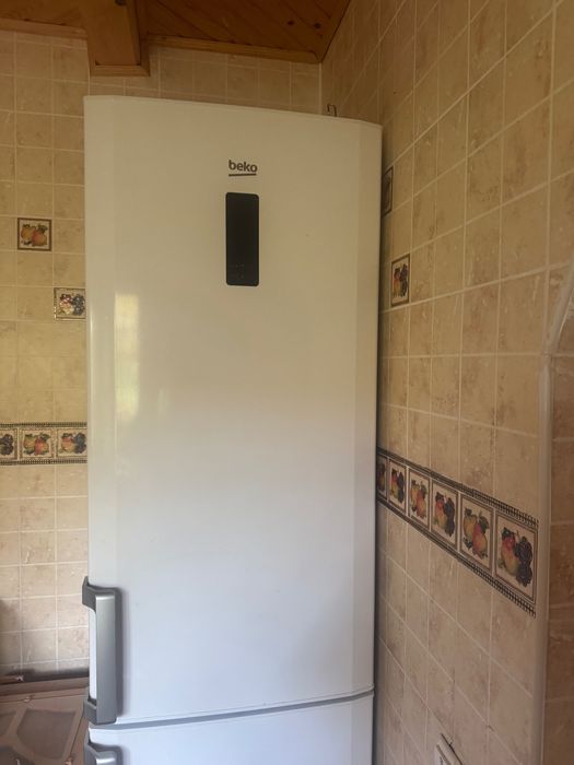 Холодильник beko 2 м