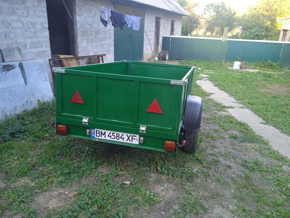 Прицеп легковий одноосний
