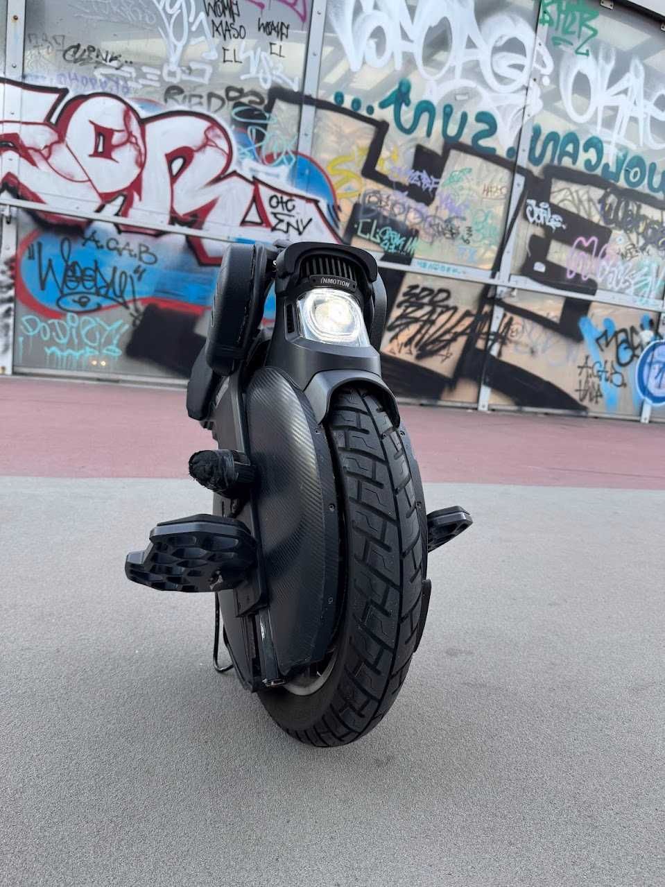 EUC Monocykl elektryczny Inmotion V11