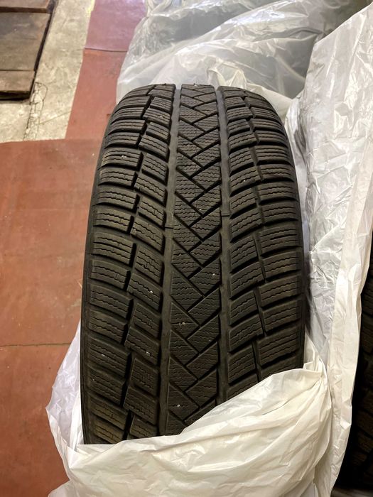 245/45 275/40 r20 Vredestein Wintrac Pro різноширока гума BMW x3 ix3