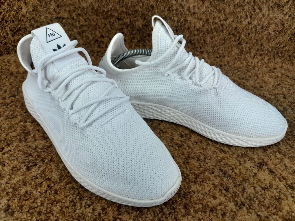 Кросівки оригінал Adidas Hu 41 розмір.