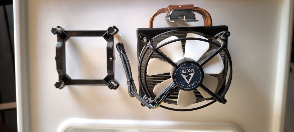 Ventoinha Cooler dissipador PC Artic Freezer 7 PRO