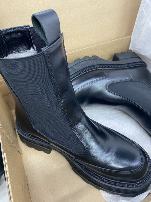 Зимові чоботи челсі