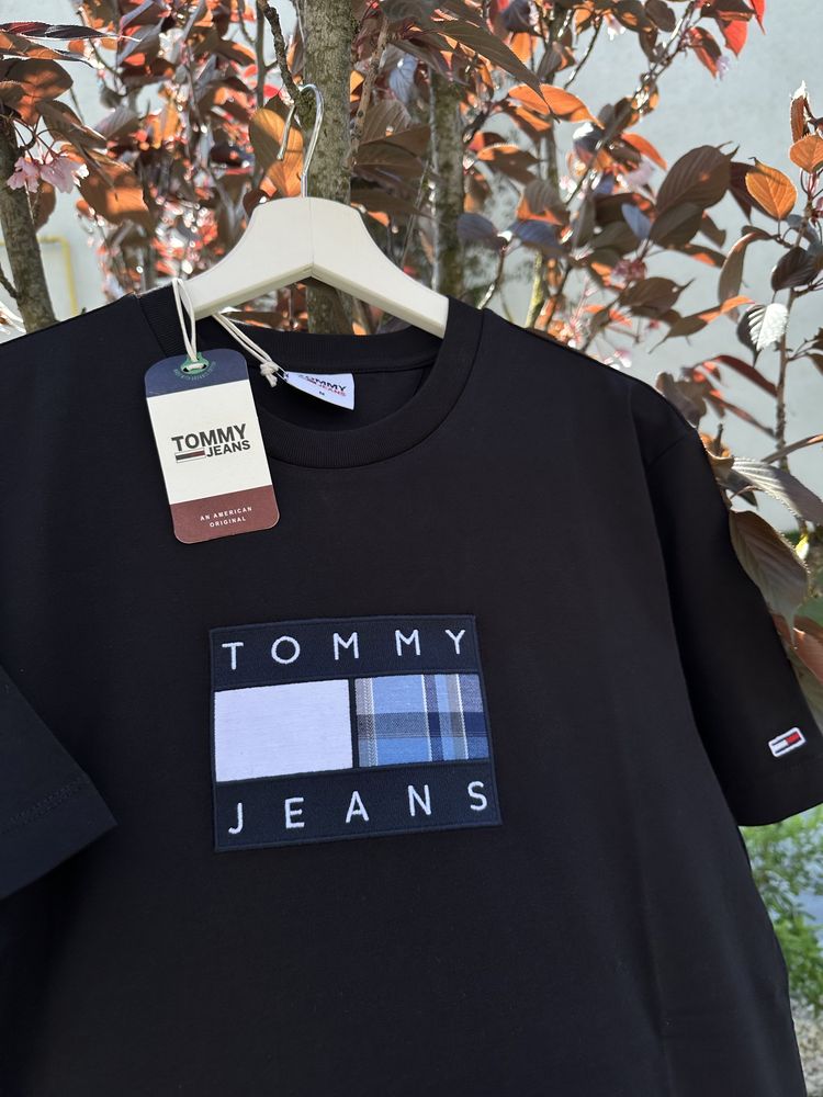 Футболка Tommy Jeans 100% оригінал