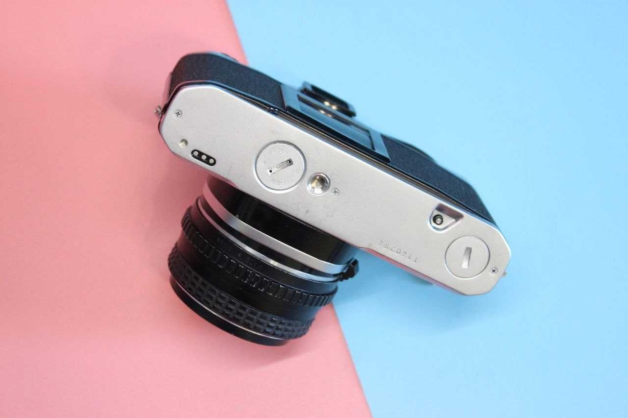 Фотокамера Pentax Me + Обєктив SMC Pentax-M 50mm f/2