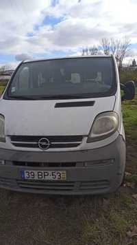 Opel Vivaro/Renault Trafic 2.0 DCI