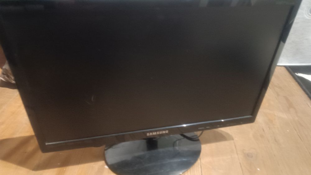 Monitor Samsung 22