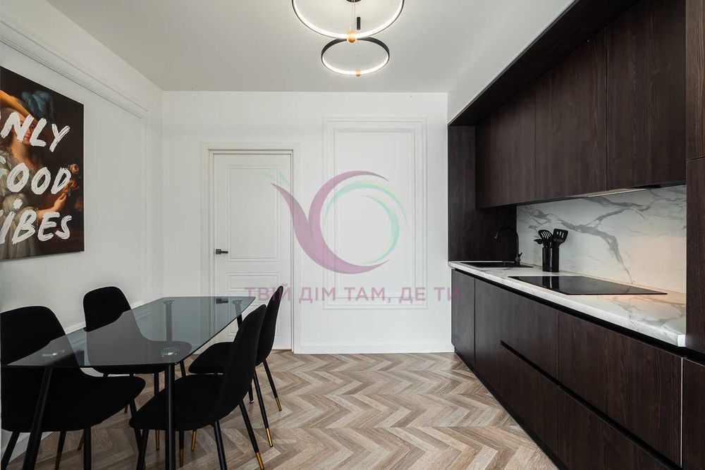 3-к. квартира з дизайнерським ремонтом по вул. Йосипа Сліпого.