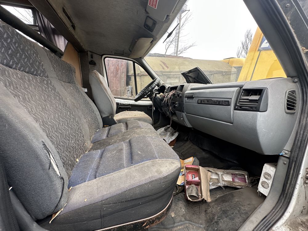 Газелєь без двигуна