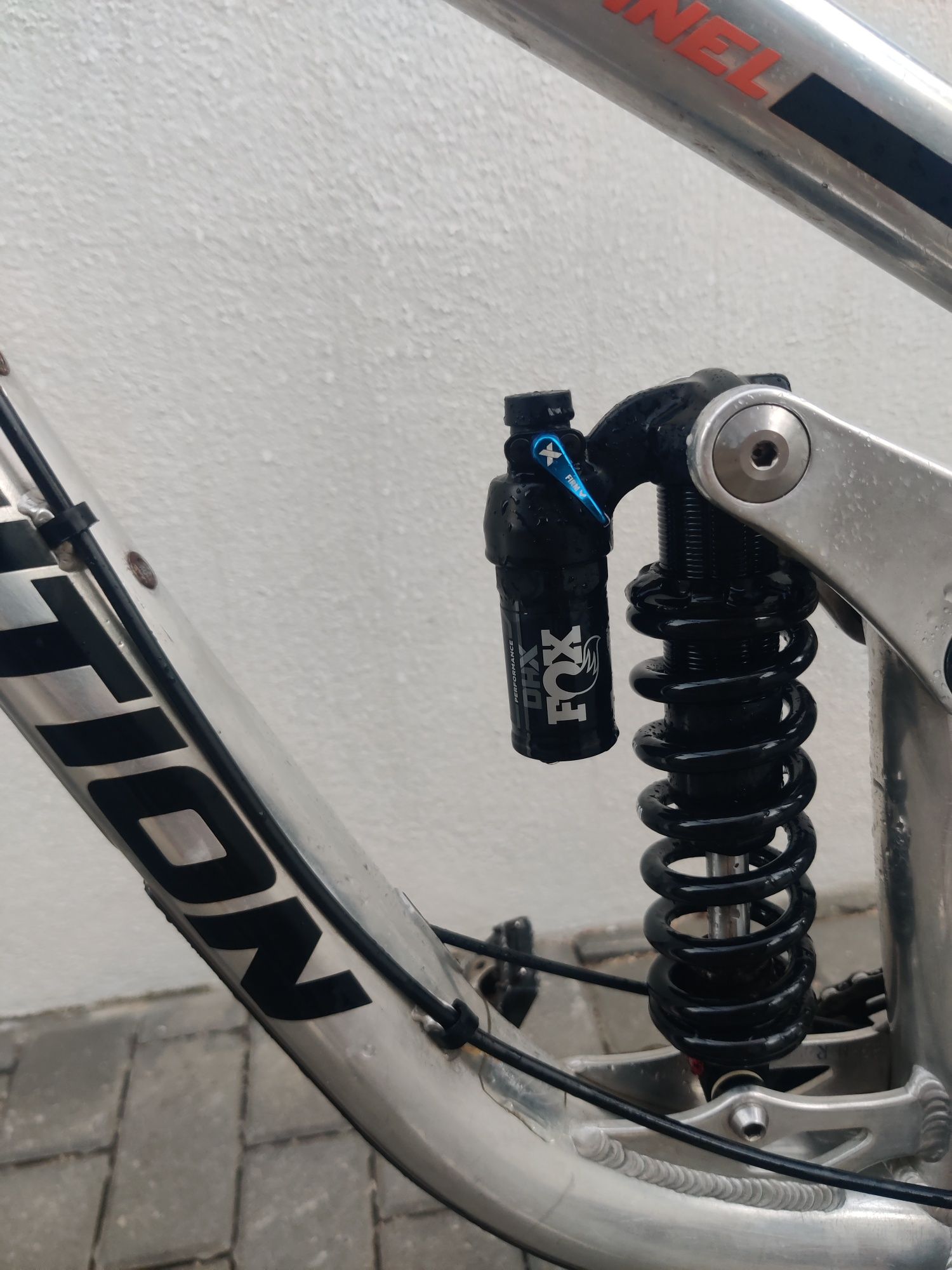 Bicicleta Enduro Transition Sentinel 29 Custom Raw