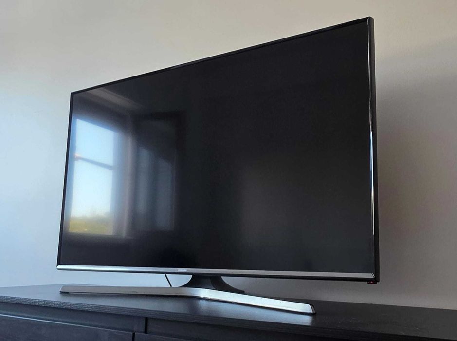 TV Samsung 43" UE43J5500AK