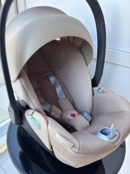 Автокрісло Cybex