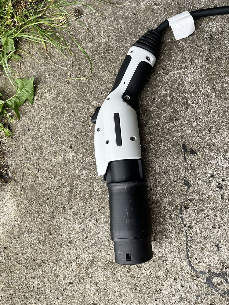 Adapter, przejściówka do ładowania elektryków typ 1 na typ 2