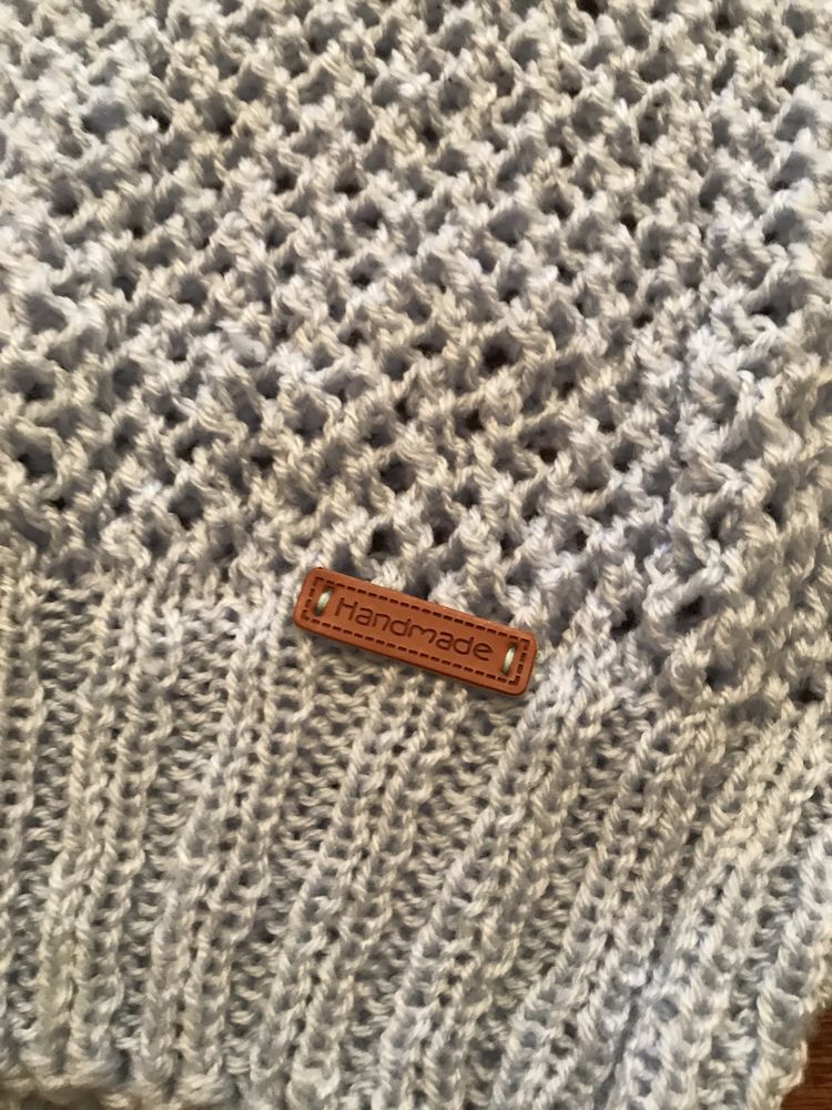Sweter ręcznie robiony