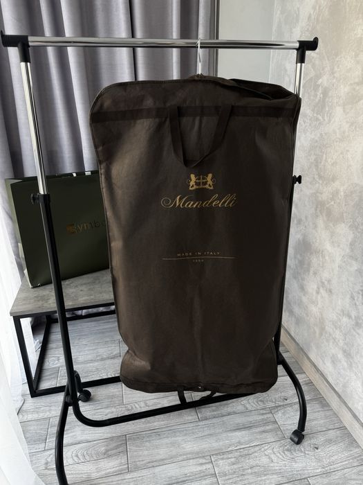 Пуховик Enrico Mandelli