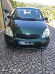 Oportunidade! Toyota Yaris em Excelente estado - Ideal para a Cidade!