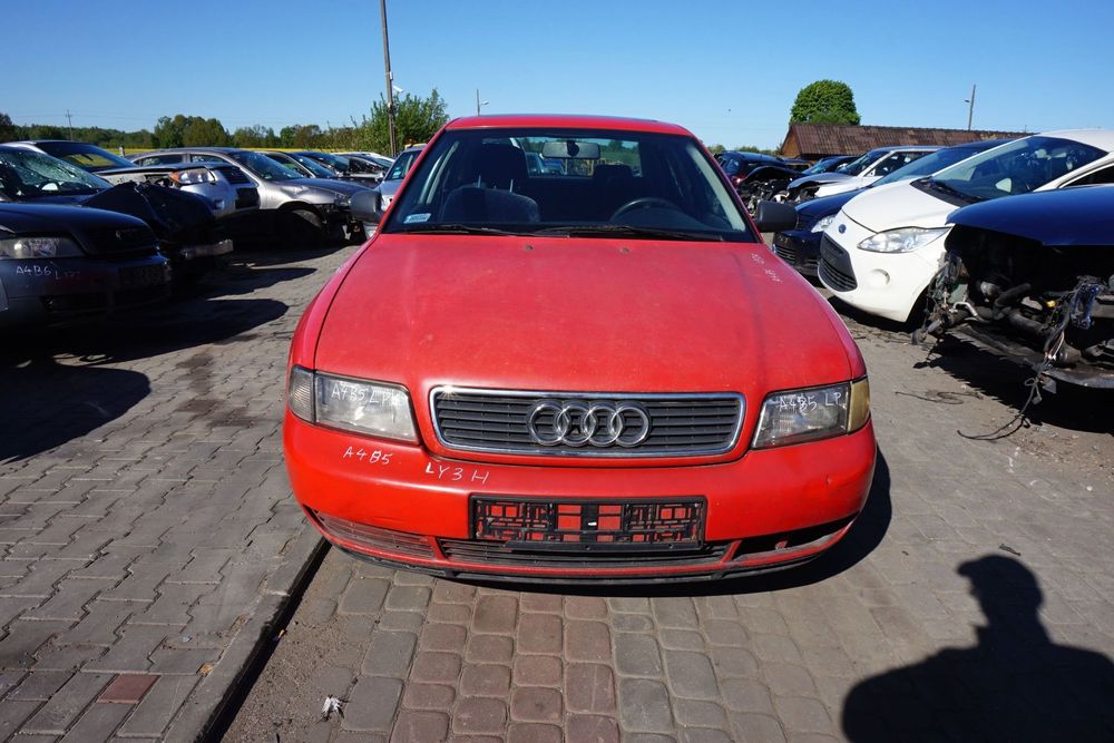 MASKA ZDERZAK BŁOTNIKI LAMPY A4 B5 LY3H  AUDI 1994-2001 CZERWONY PRZÓD KOMPLETNY