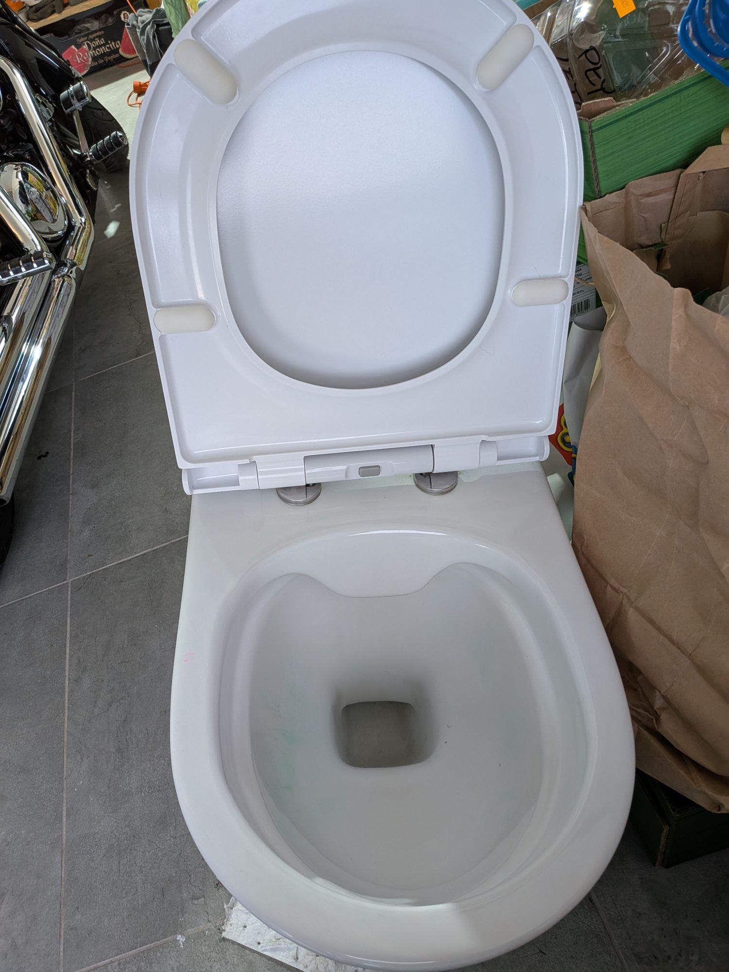 Sprzedam miskę WC