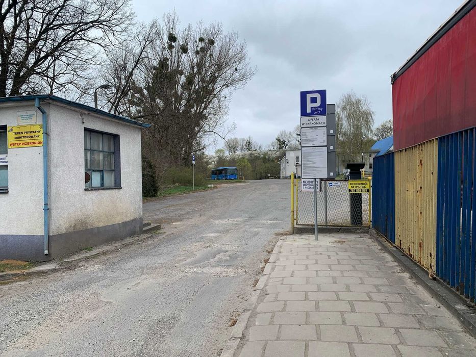 Monitorowany parking dla TIR w centrum Nakła -  atrakcyjne ceny!
