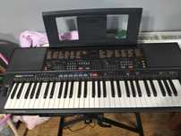 Yamaha psr 600 stan idealny