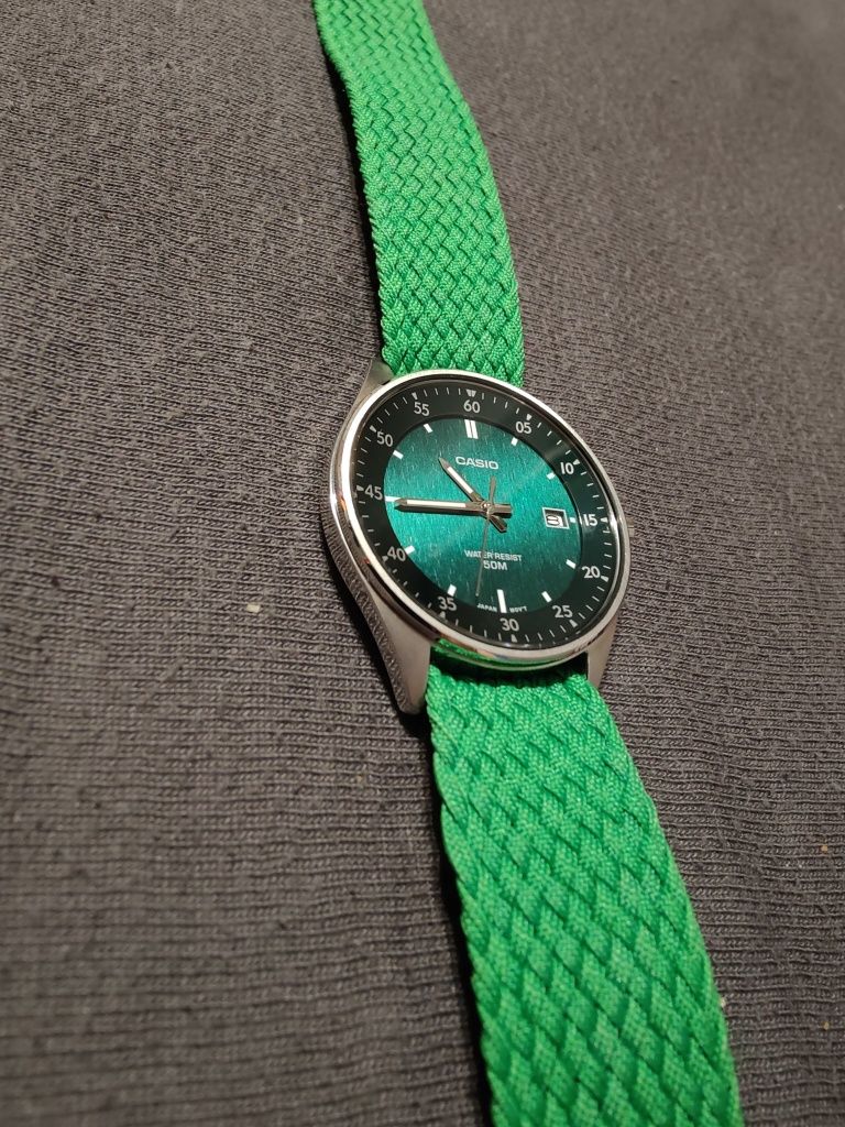 Zegarek Casio MTP zielony