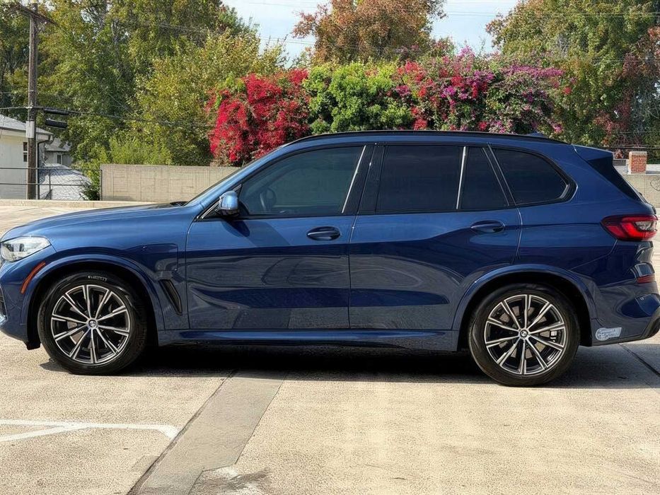 BMW X5 xDrive45e      2021