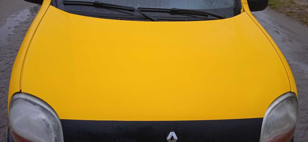 Мінівен Renault Kangoo Пасажир 2000 року. 1,9D Простий дизель