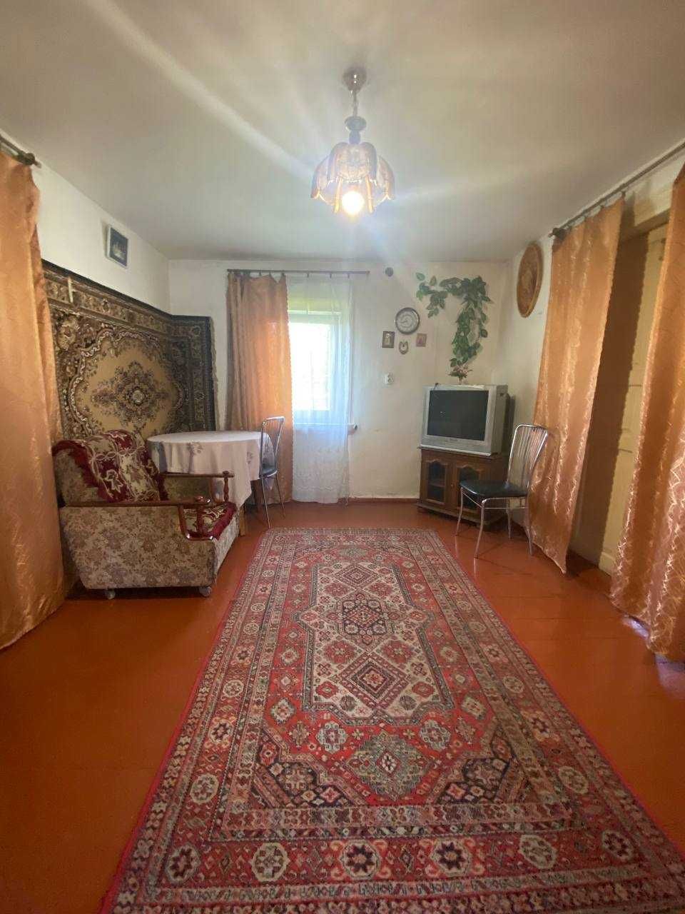 Продаж частинину будинку  с. Тетерівка