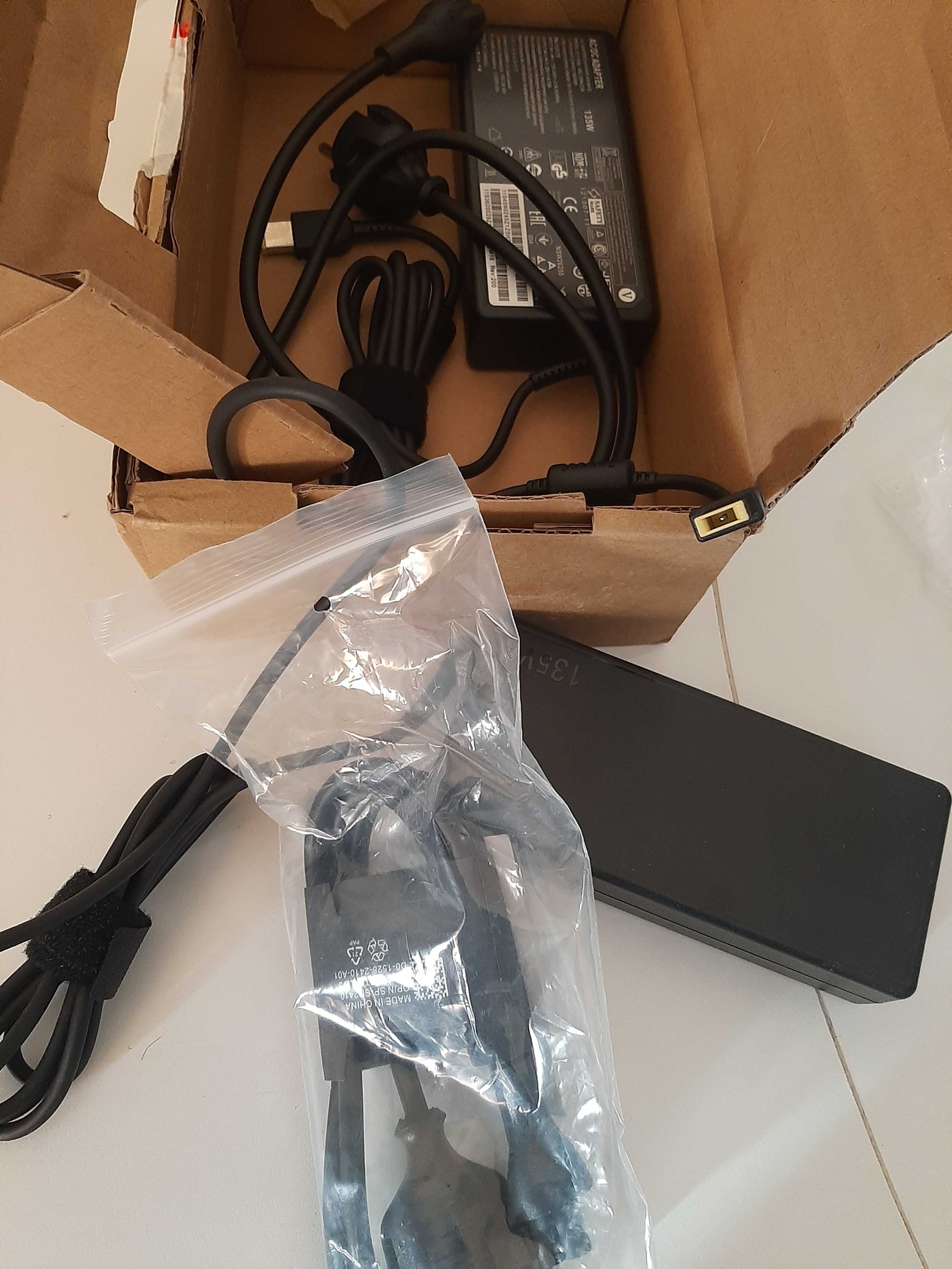 Carregador de computador lenovo 135w