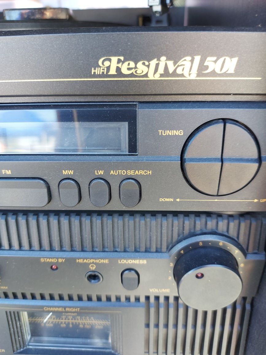 Wieża Schneider audio