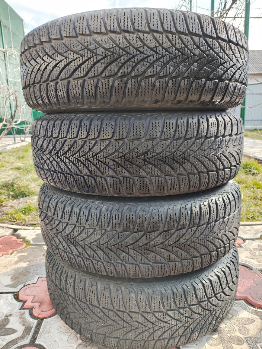 Комплект колес r14 / Goodyear UltraGrip Ice 2 / Nissan Almera Classic