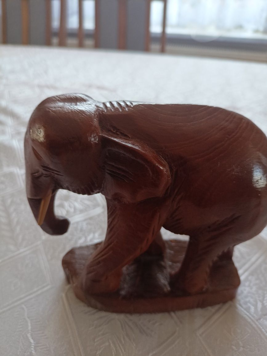 Figurka drewniana - słoń
