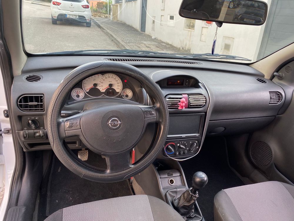 Opel corsa c hatchback