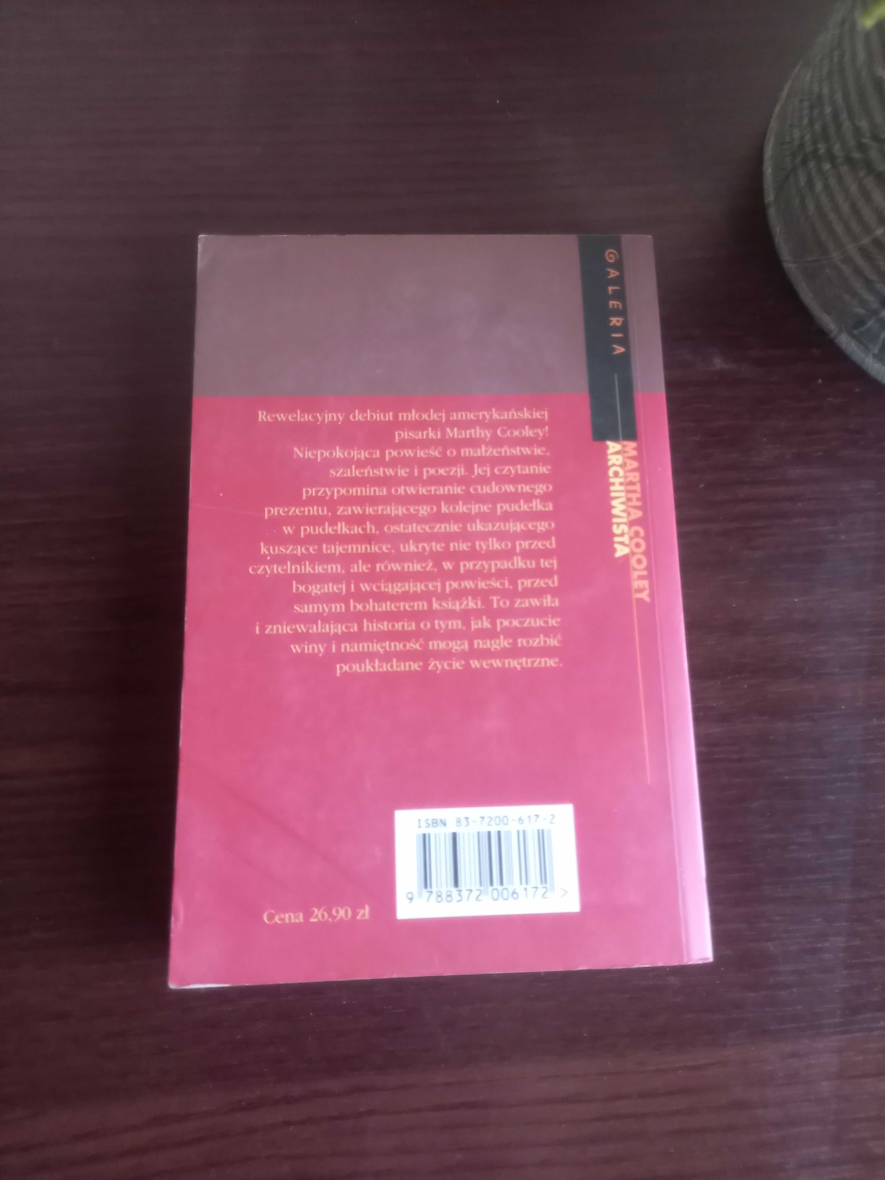Książka: Archiwista (Martha Cooley)