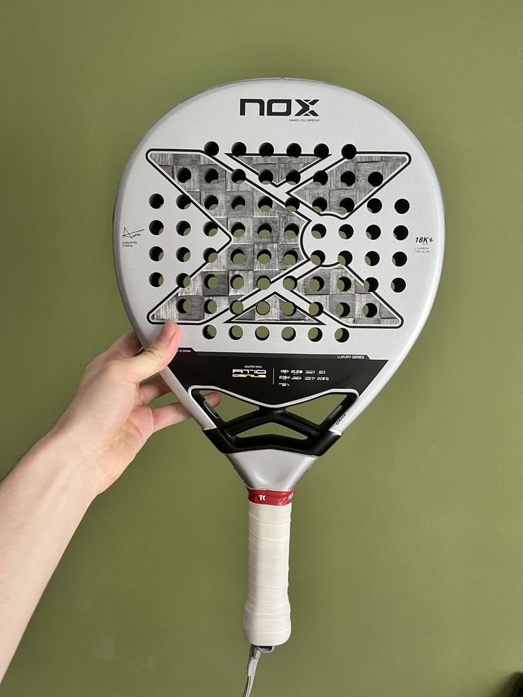 Raquete Padel NOX AT10 Genius 18k 2024