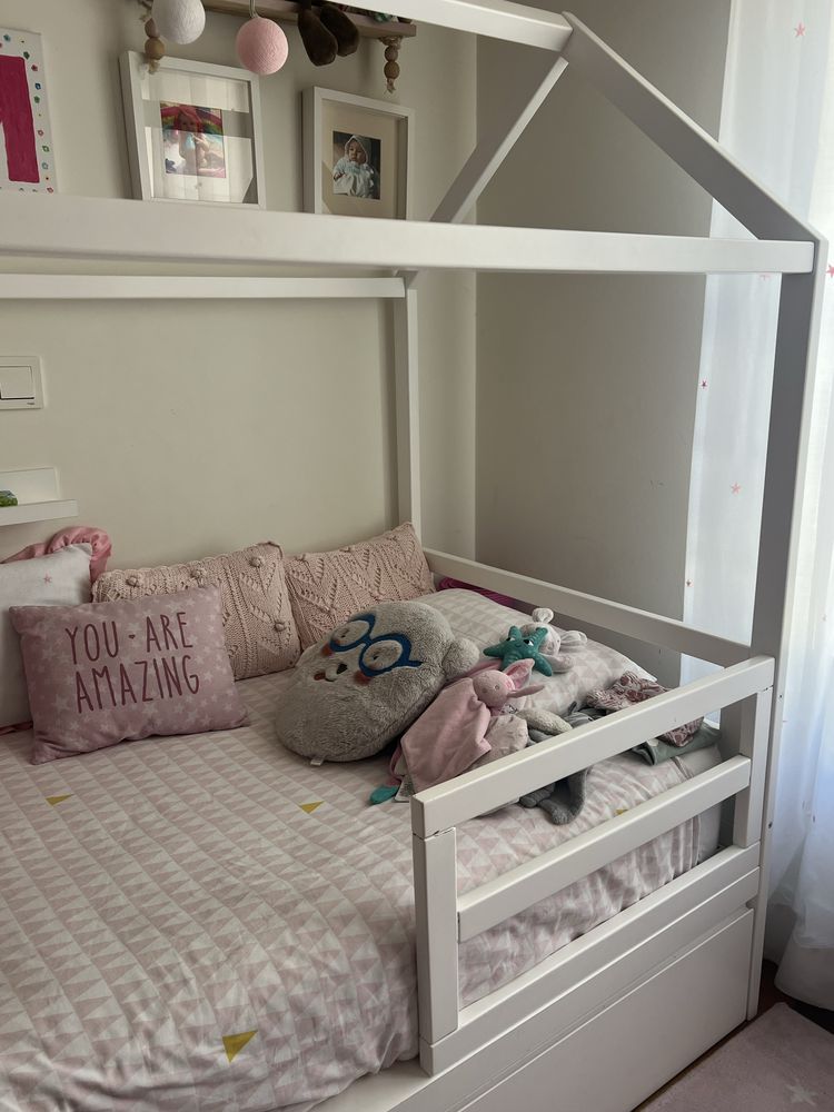 Cama dupla  com gaveta feita à mão