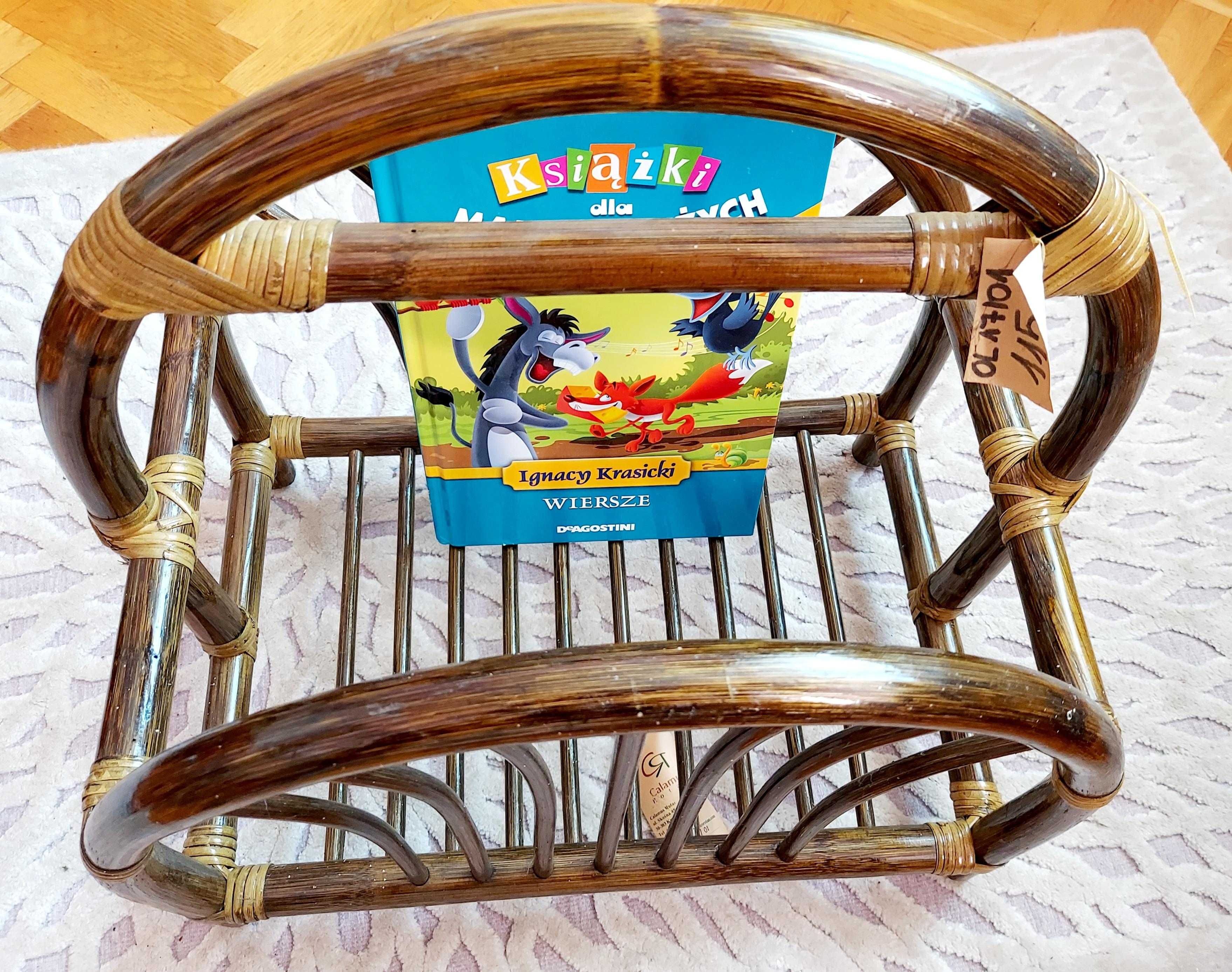 Gazetnik rattanowy oliwkowy