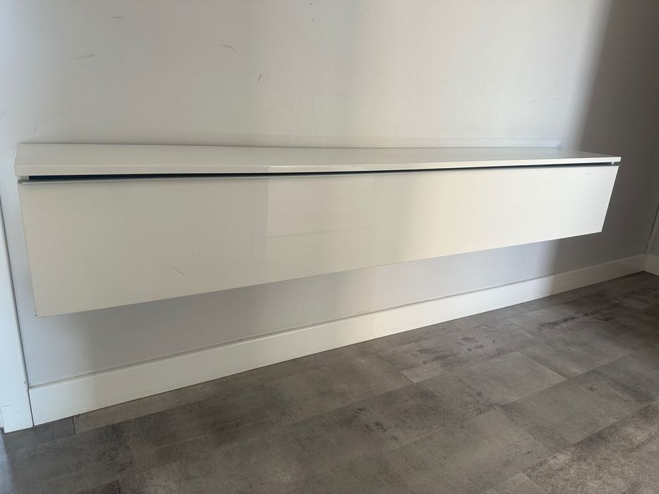 Szafka wisząca pozioma biały lakier Ikea szer 180 wys 28 gl 26